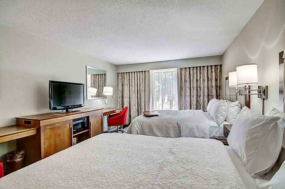 Hampton Inn By Hilton Salem