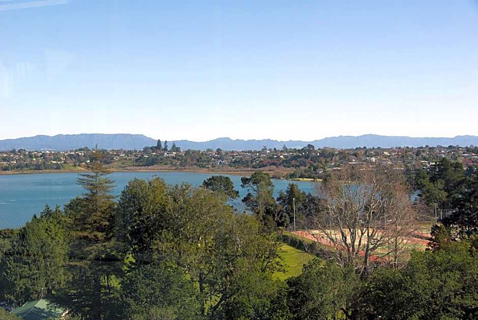 Top Of The Town Bed & Breakfast