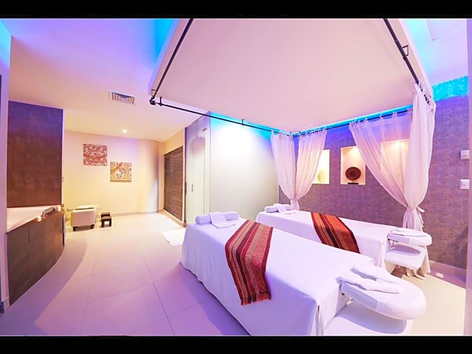 Fiesta Hotel & Casino