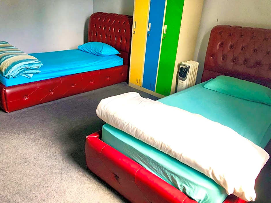 Backpackers Imperial Hotel