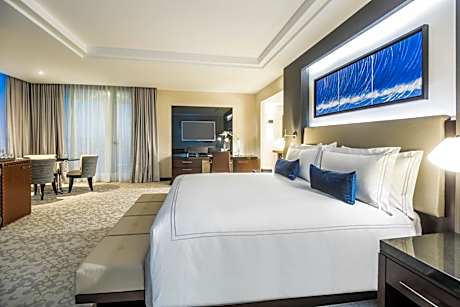 King Suite with Terrace