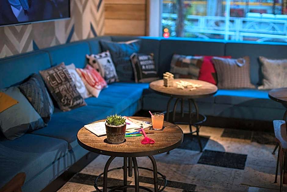 Moxy Tokyo Kinshicho