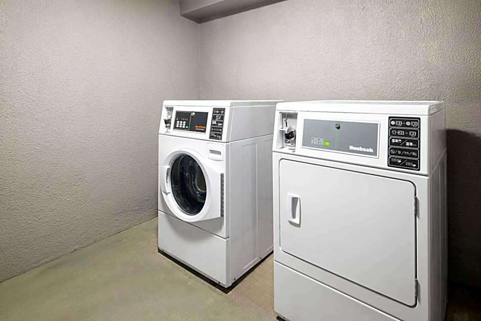 La Quinta Inn & Suites by Wyndham San Diego Scripps Poway