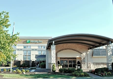 Holiday Inn Cincinnati-Riverfront, an IHG Hotel