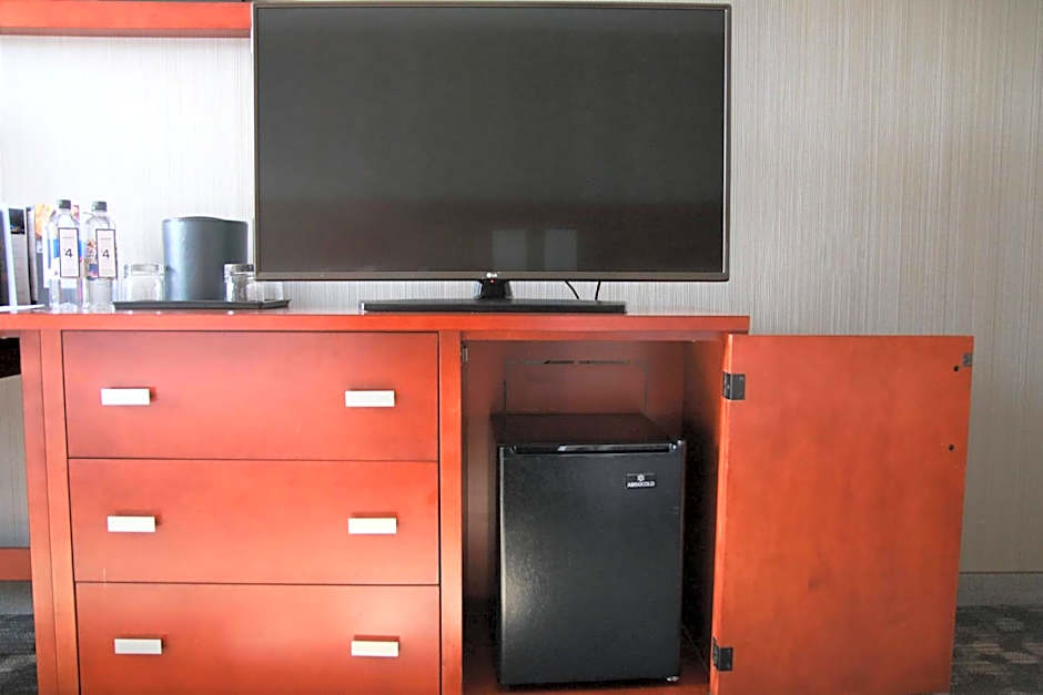 Courtyard by Marriott Waterbury Downtown