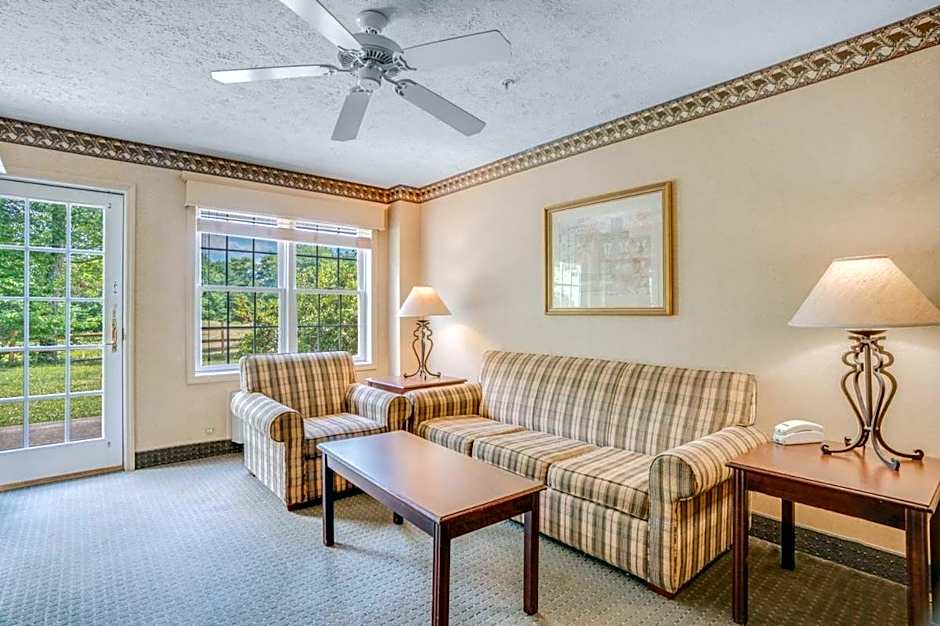 The Willowbrook Golf Hotel At Split Rock