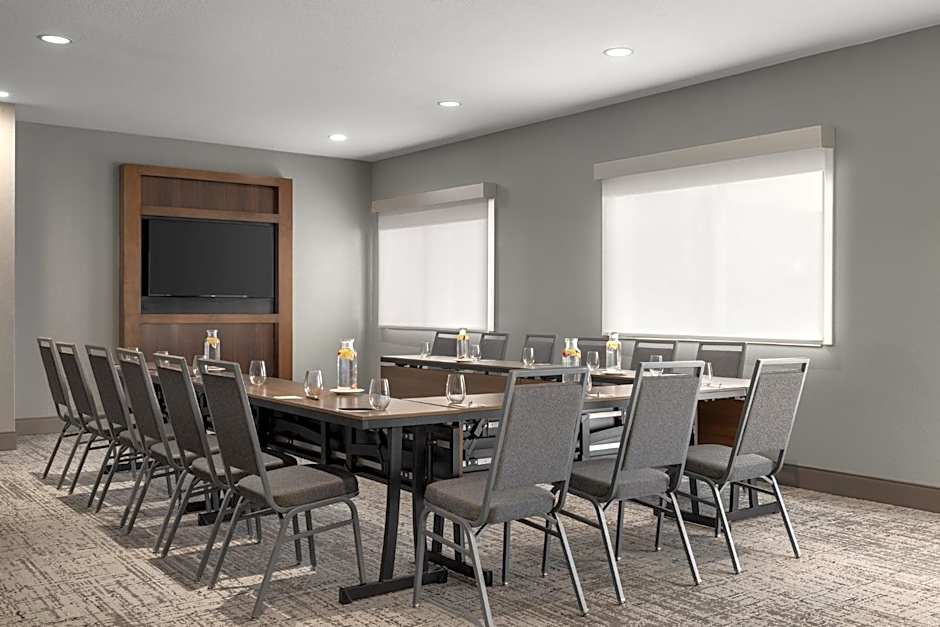 Holiday Inn Hotel & Suites Overland Park-West By IHG