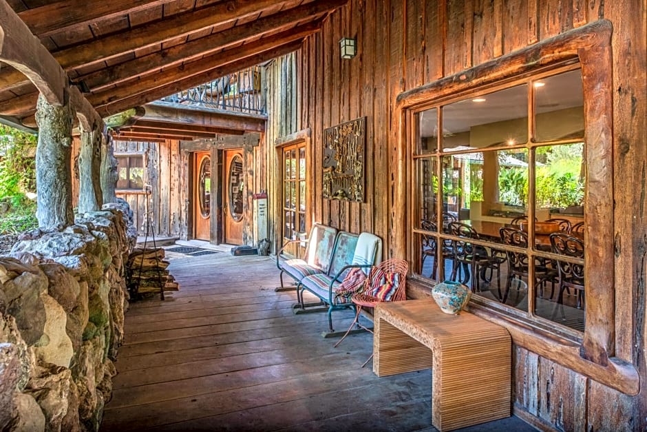 Inn Paradiso