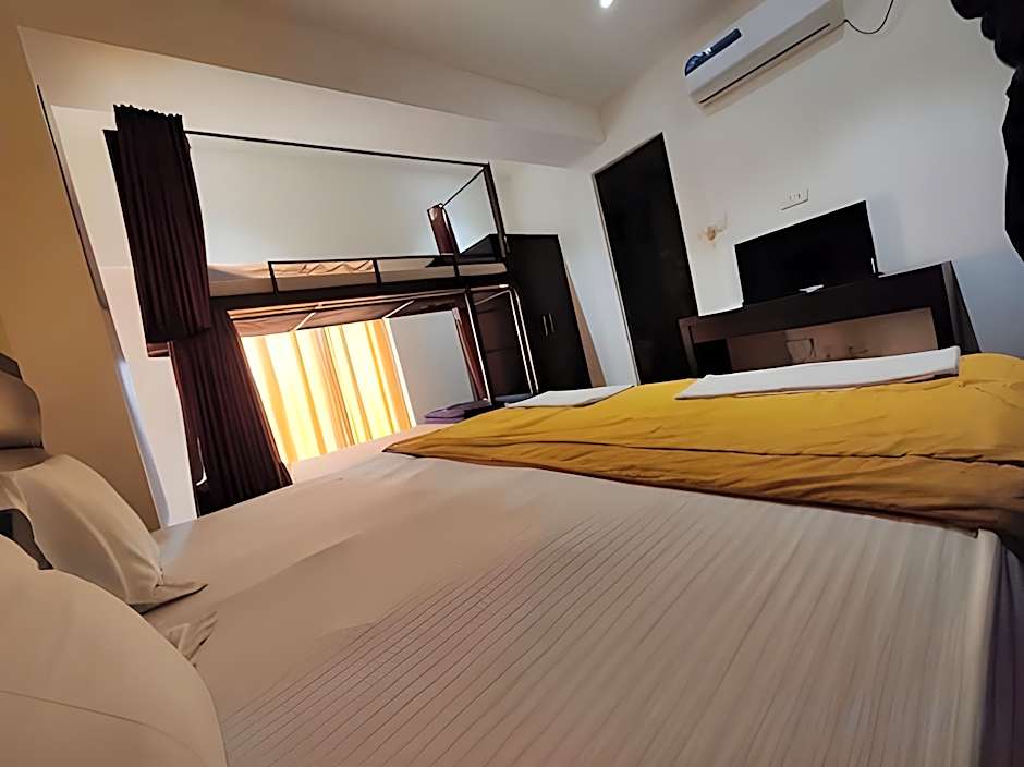 joey's Hostel