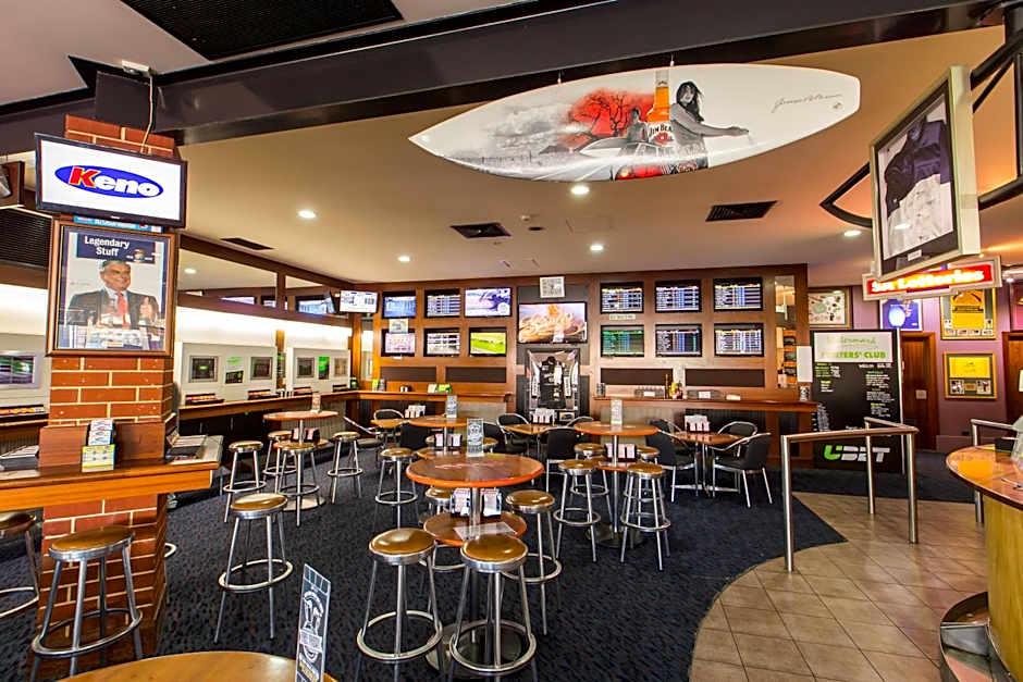 Nightcap at Watermark Glenelg