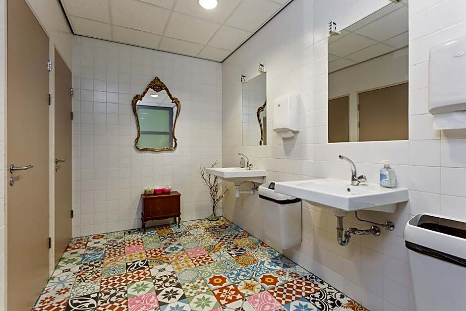 Hostelle - women only hostel Amsterdam