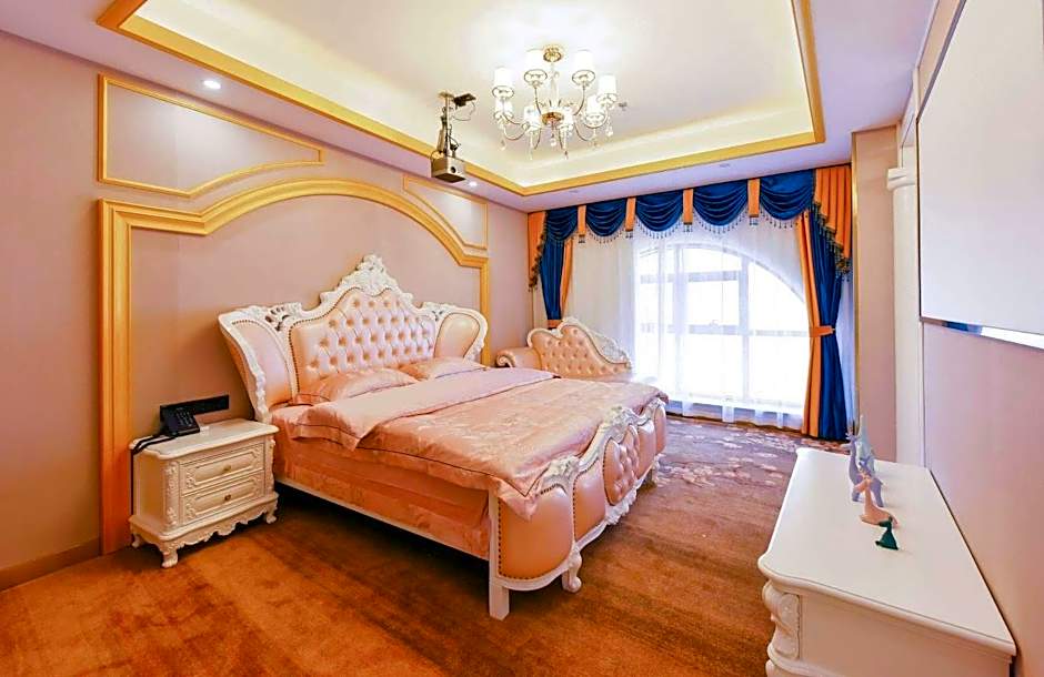VX Wuxi Jiangyin High-tech Zone Panlongshan Park Hotel