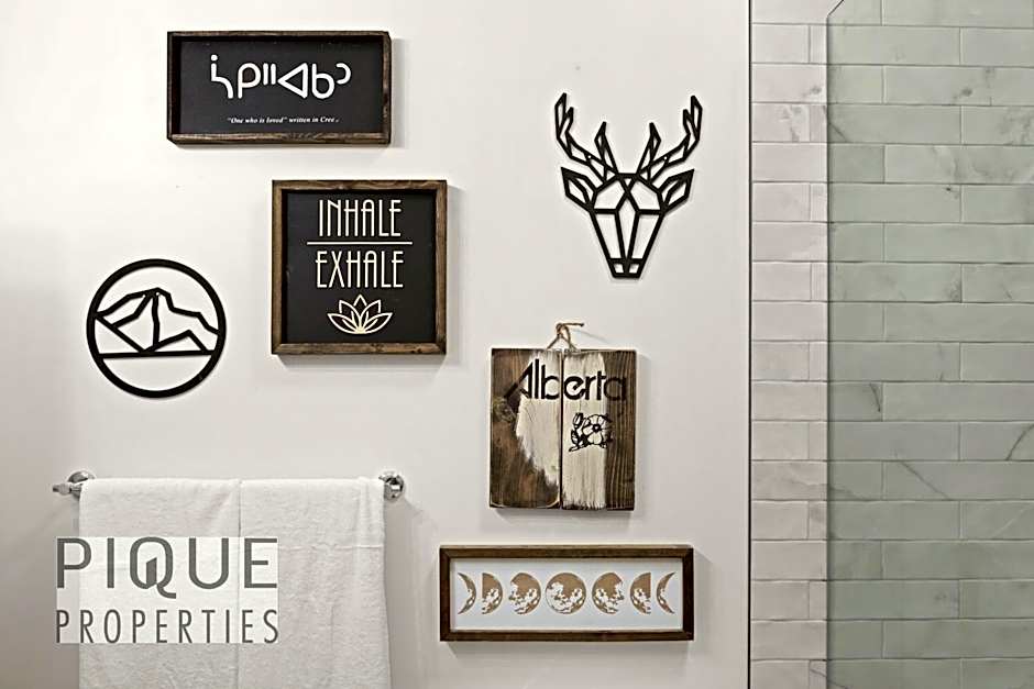 Mountain Haven Retreat, Pool & Hot Tub, UG Parking, Fitness Centre, WiFi!