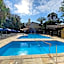Flat estudio 110 Amarilis Riviera de São Lourenço, 03 piscina climatizada, serviço de hotelaria, limpesa e troca de toalhas diária, carregador veiculo elétrico e servico de praia finais de semana WiFi 500