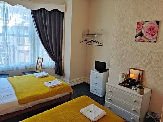 Chesterton Hotel, Blackpool South Shore