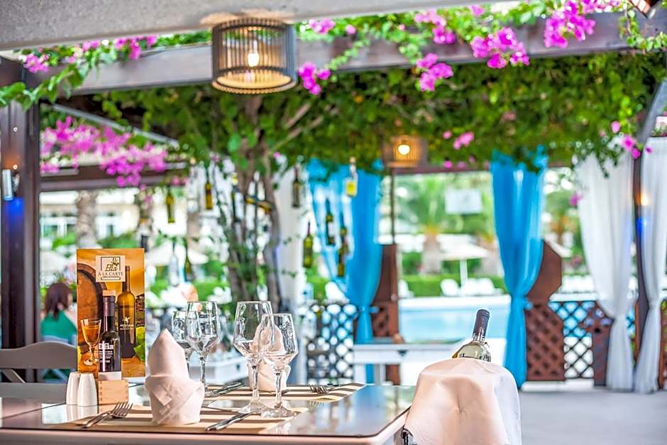 Pegasos Deluxe Beach Hotel