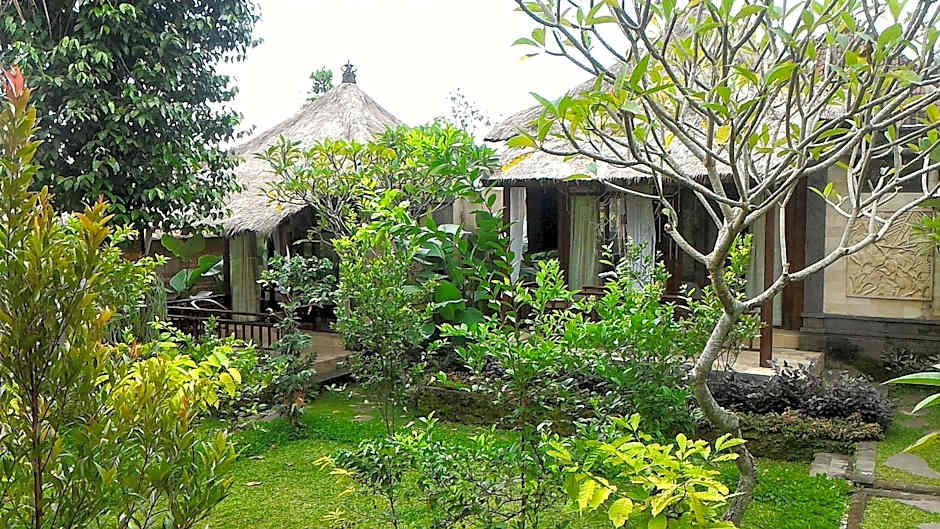 Astawa House