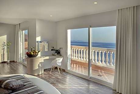 Penthouse Suite