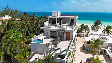 Cuxos Hotel Beachfront
