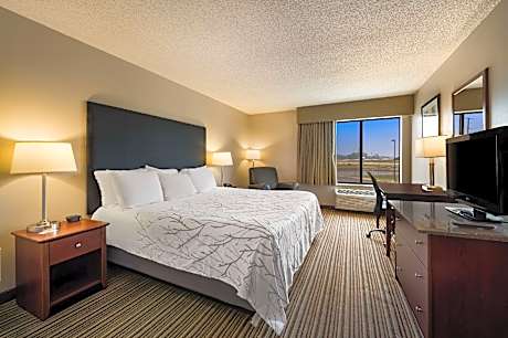 King Room with Bath Tub - Disability Access/Non-Smoking