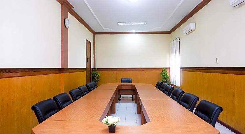 Urbanview Hotel Dedy Jaya Brebes