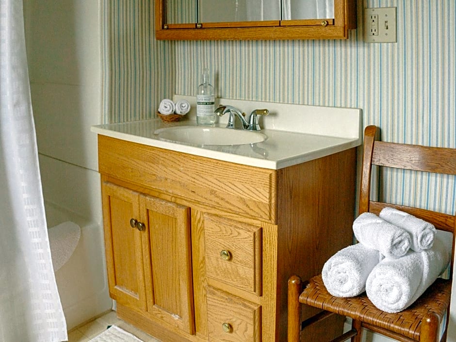 Cave Hill Farm Bed & Breakfast