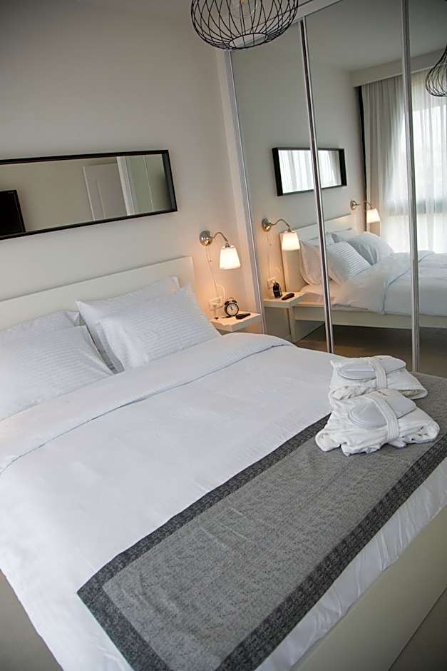 Suite Caesar - Neot Golf