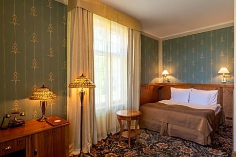 Deluxe  Double or Twin Room