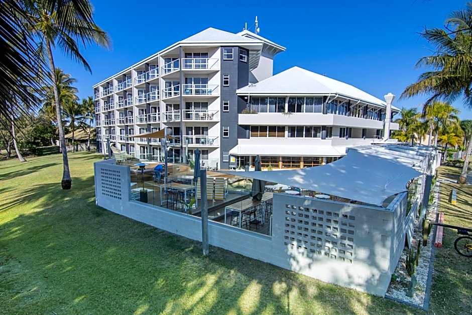 Ocean International Hotel