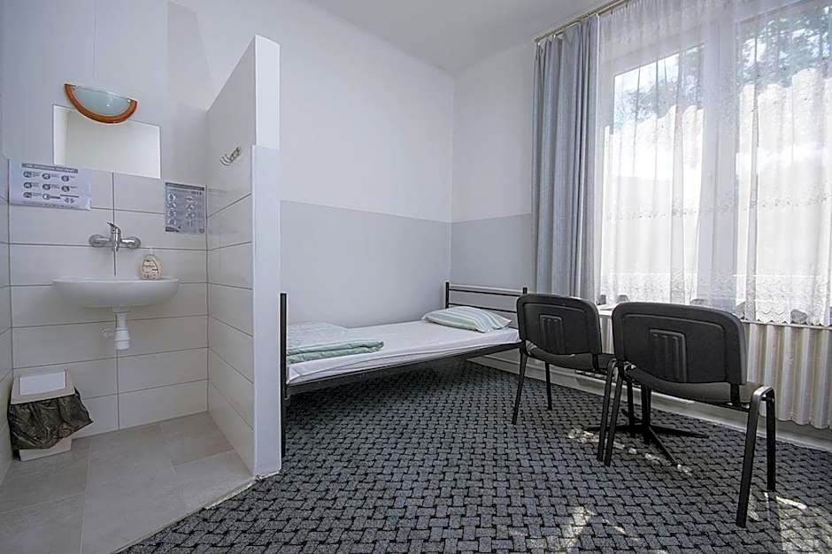 Noclegi PODZAMCZE PTTK