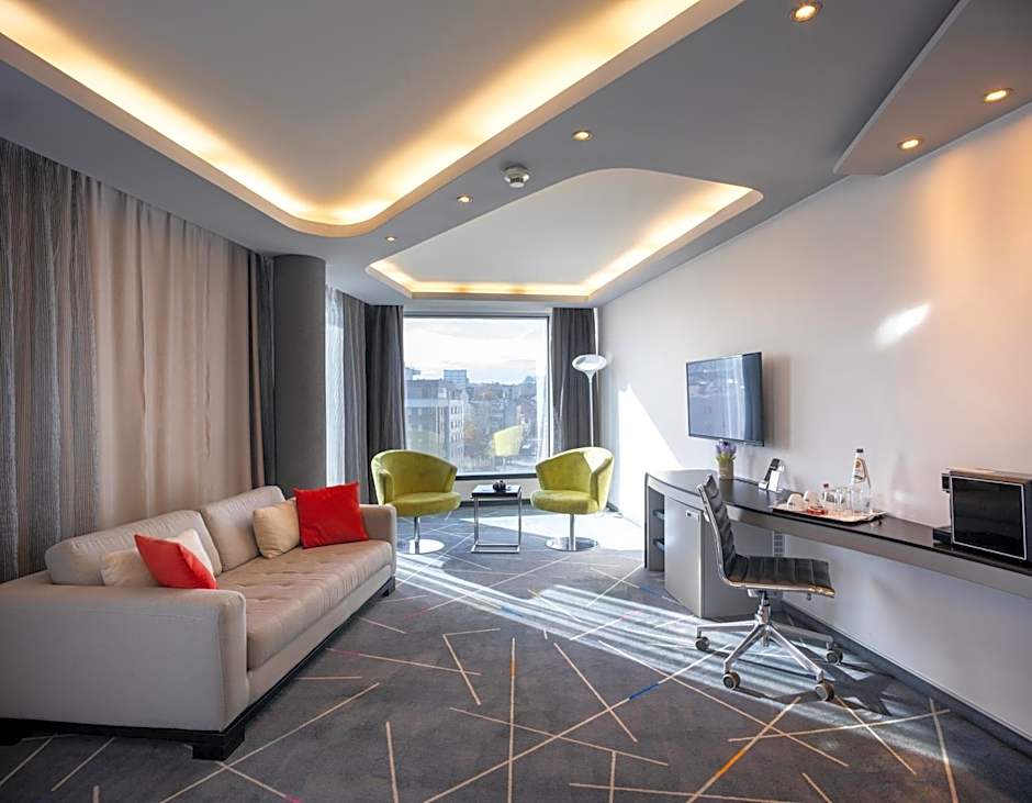 Nobel Zira Hotel