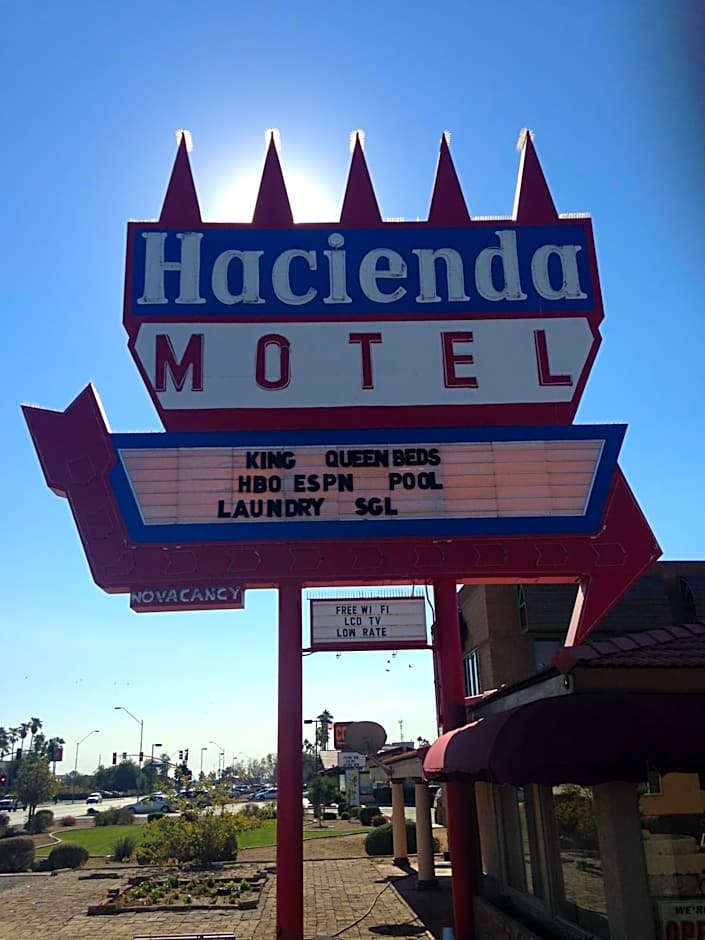 Hacienda Motel