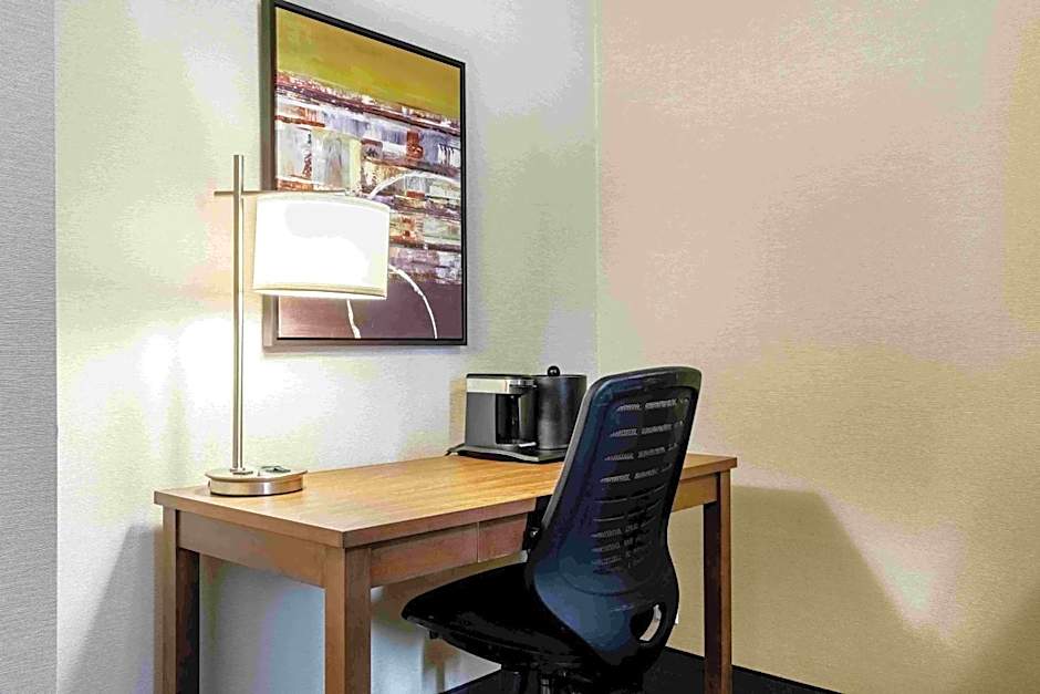 Best Western Ville-Marie Hotel & Suites