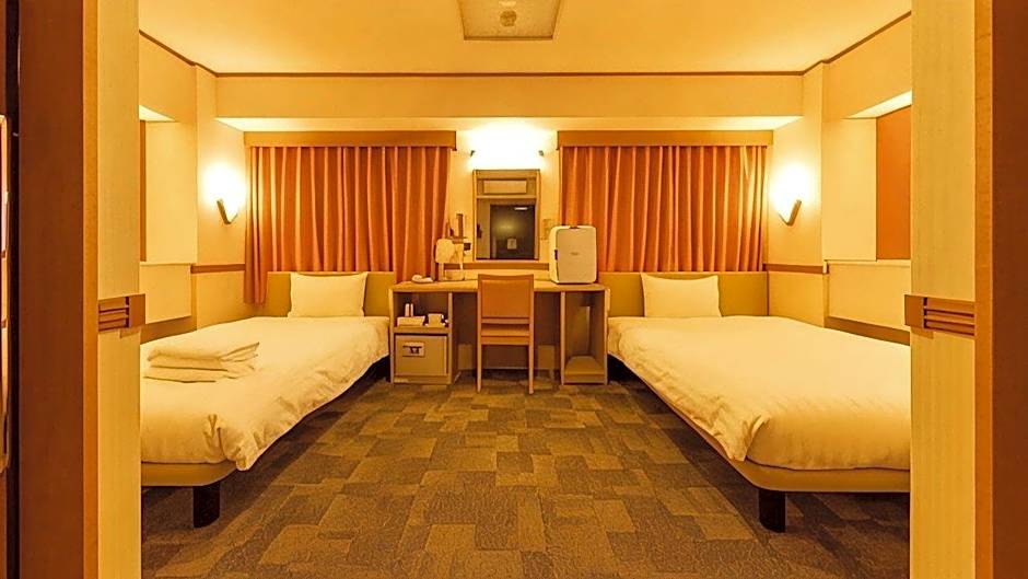 Toyoko Inn Hokkaido Hakodate Ekimae Daimon