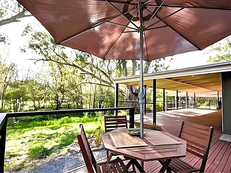 One Tree Bed And Breakfast