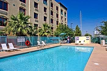 Fiesta Rancho Hotel And Casino