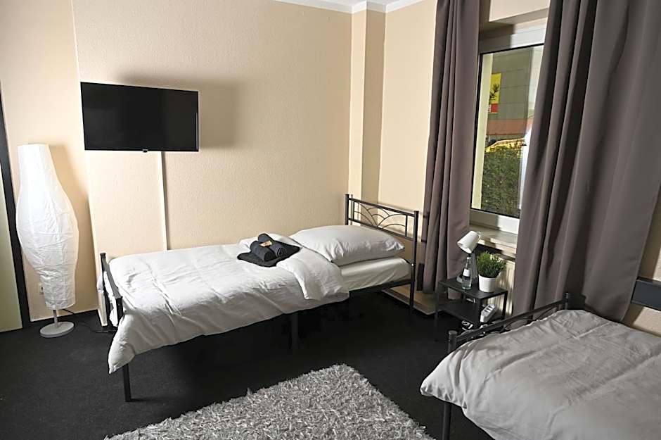 Pott Hostel - Essen Steele