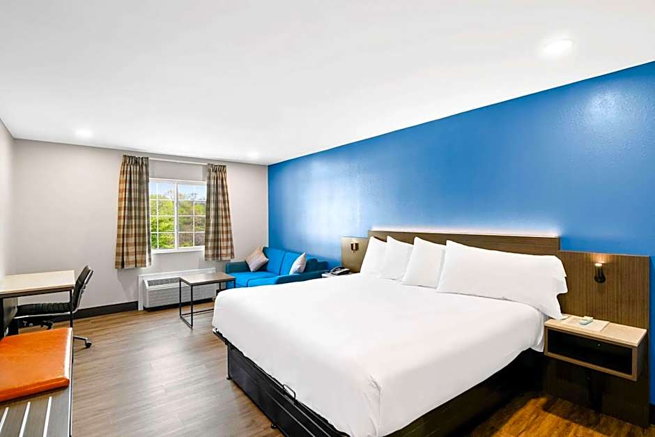 Econo Lodge Bethel - Danbury