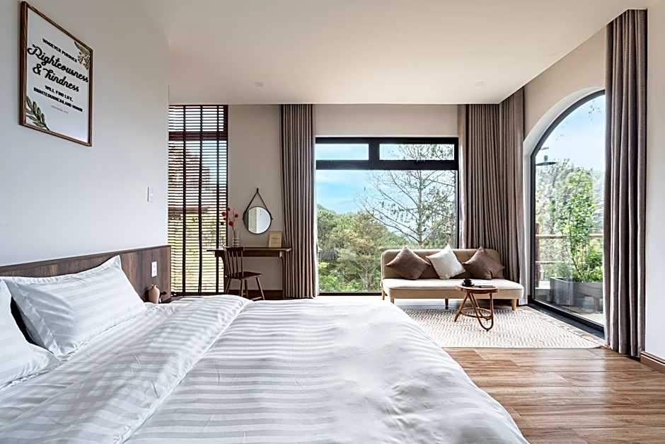 Da Goc Nha Boutique Hotel