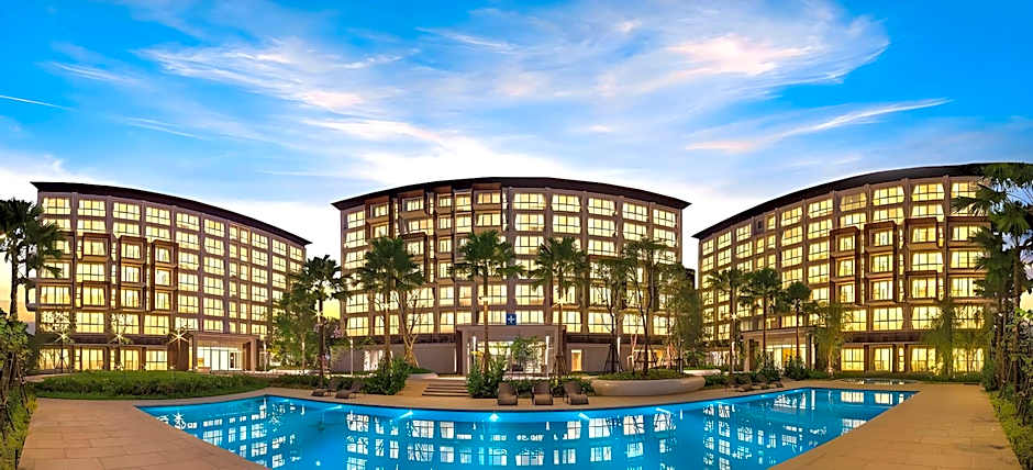 The Idle Hotel and Residence