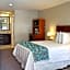 Bell & Main Alamosa Studio Suite-Walking distance to downtown