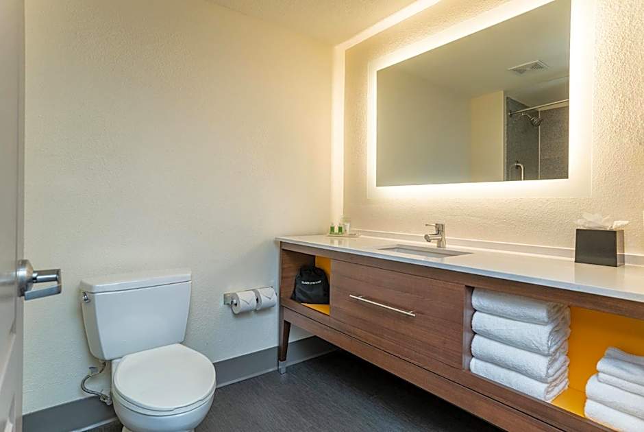 Holiday Inn Hotel & Suites Beaufort at Highway 21 By IHG