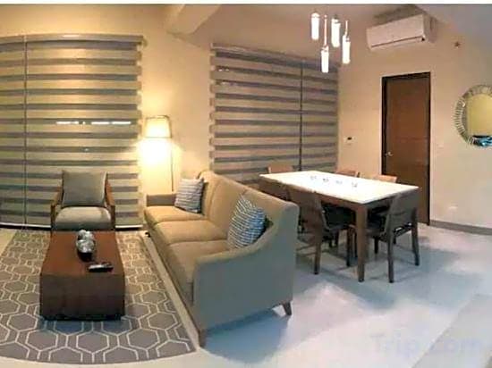 8 Newtown Boulevard by HiveRooms