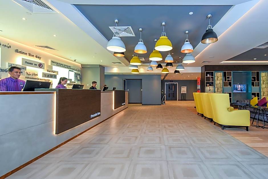 Premier Inn Dubai Investments Park - An Emirates Group Company