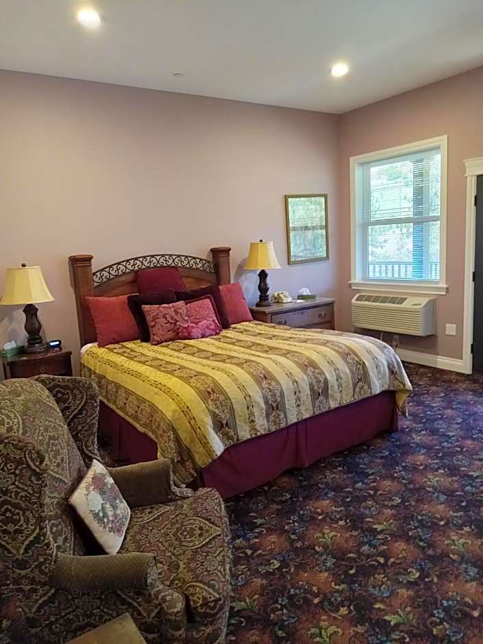 Hearthstone Elegant Lodge