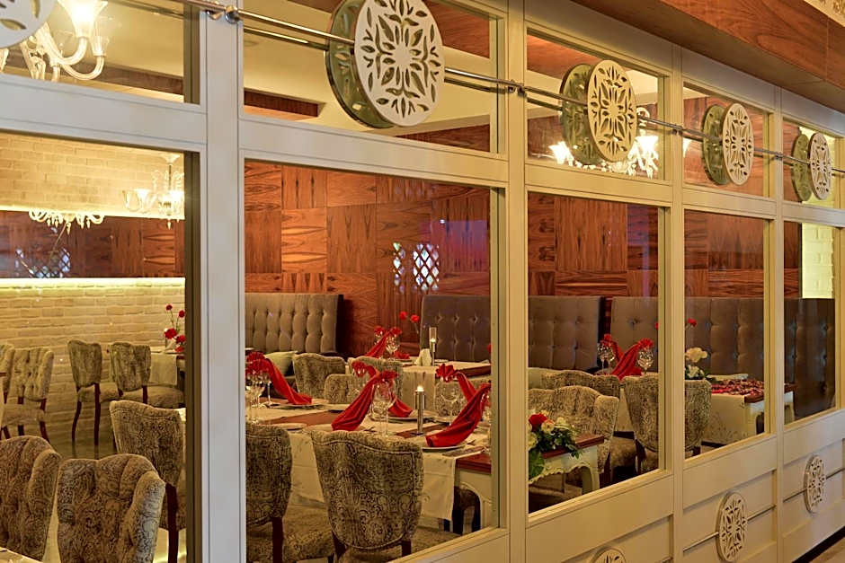 Side Crown Palace Ultra All Inclusive