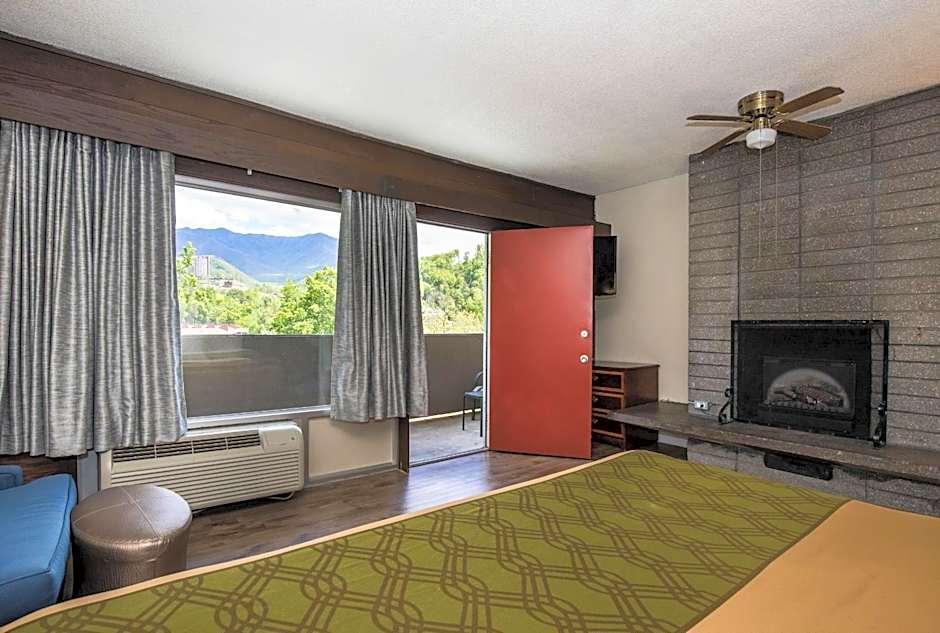 Fabulous Chalet Inn