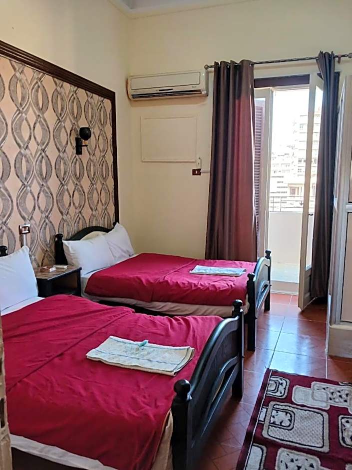 New Palace Hotel