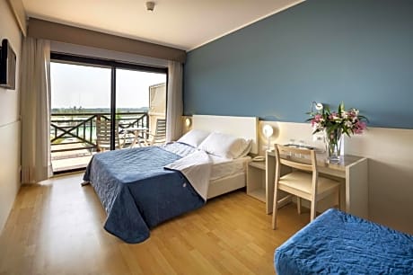 Deluxe Double or Twin Room with Pool View