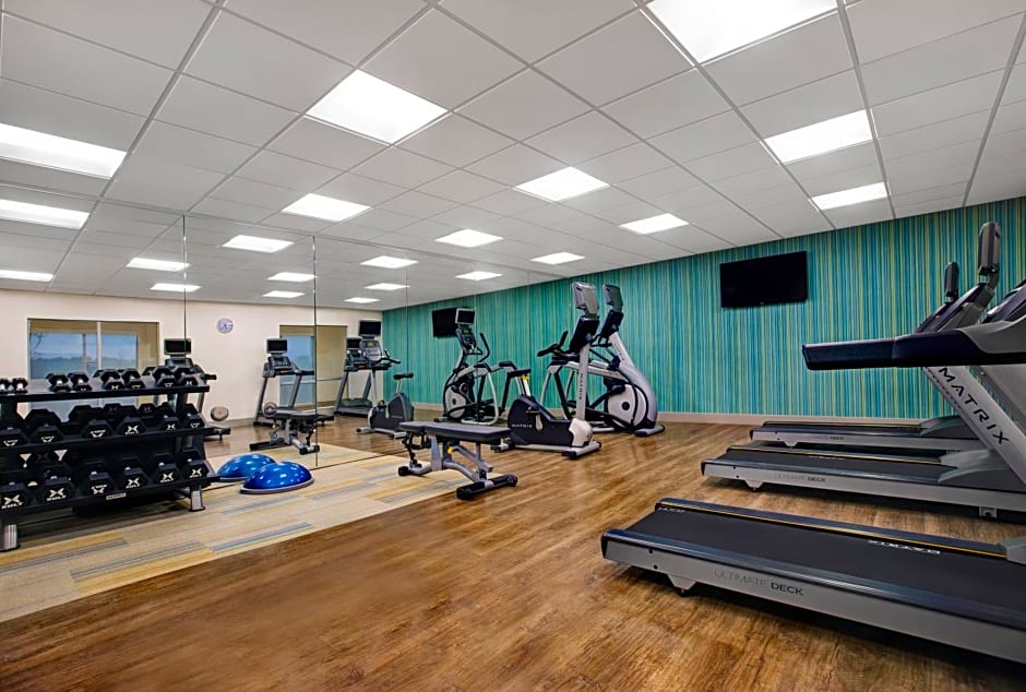 Holiday Inn Express And Suites Milwaukee - Brookfield By IHG